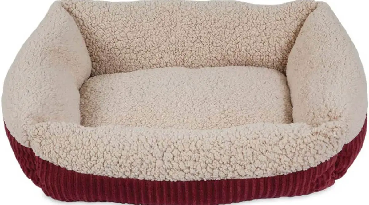 Aspen Pet Self-Warming Cat Bed